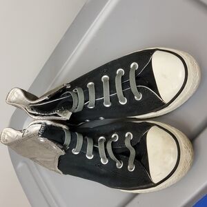 converse  accessibility no tie high top shoes junior size 6 black and g